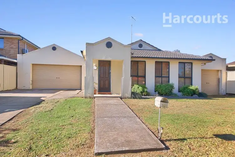 12 Cordelia Street, Rosemeadow NSW 2560