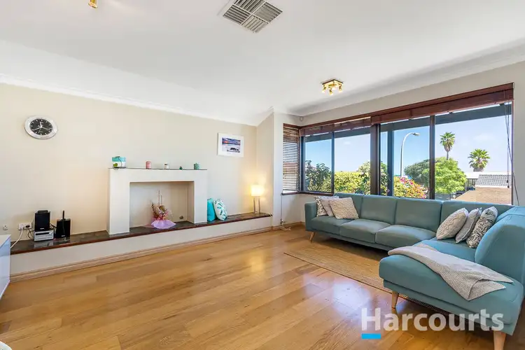 Second view of Homely house listing, 40 Wentletrap Way, Mullaloo WA 6027