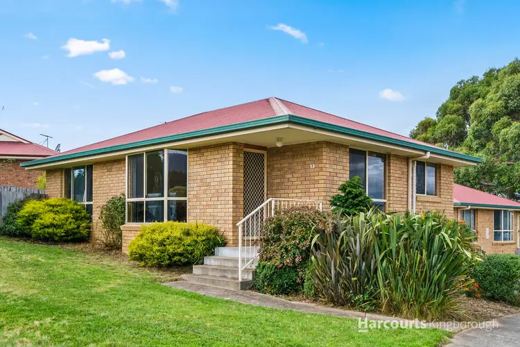 1/13 Freesia Crescent, Kingston TAS 7050
