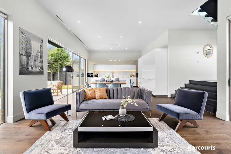 Fifth view of Homely house listing, 2 Oak Close, Kew VIC 3101