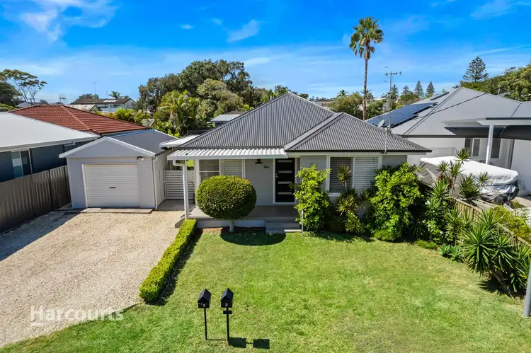 2 Lindsay Street, Long Jetty NSW 2261