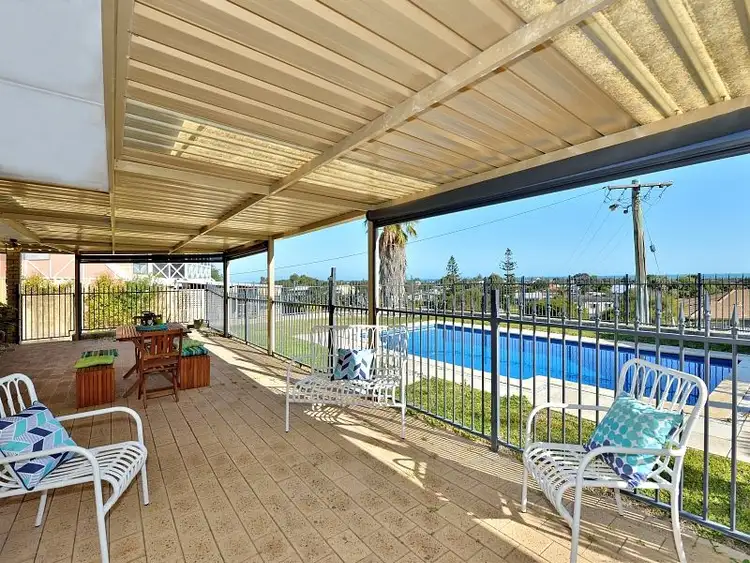Second view of Homely house listing, 7 Hyacinth Place, Madora Bay WA 6210