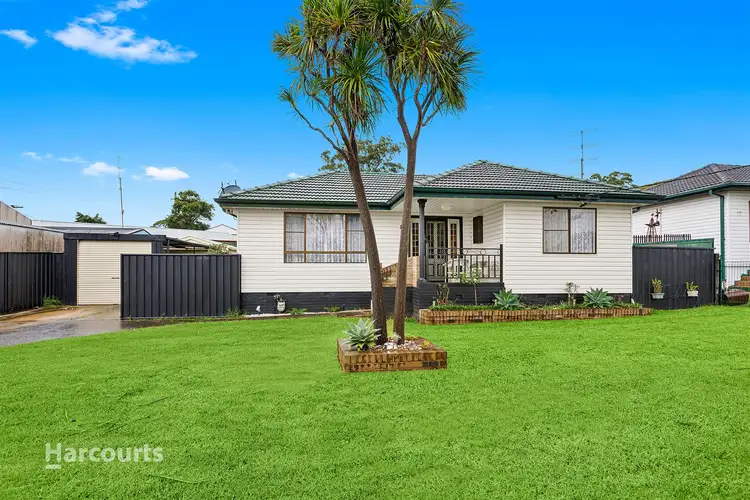 15 Wall Street, Warilla NSW 2528