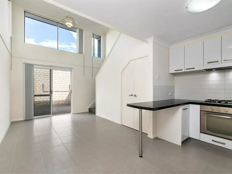 Sixth view of Homely house listing, 16b Torrey Crescent, Aubin Grove WA 6164