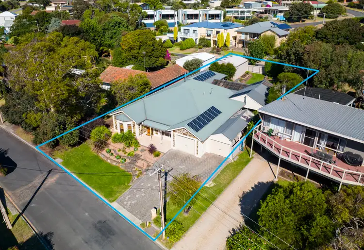 Fifth view of Homely house listing, 11 Island View Crescent, Encounter Bay SA 5211