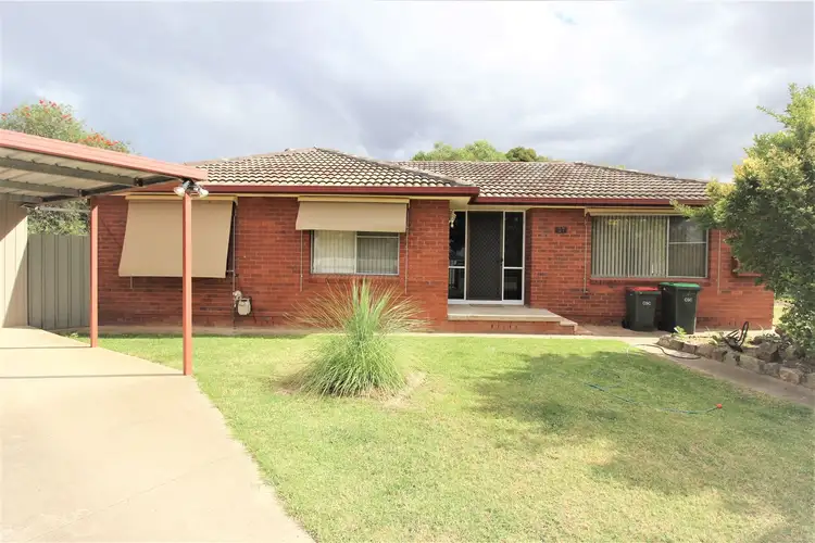 37 Cutler Avenue, Cootamundra NSW 2590