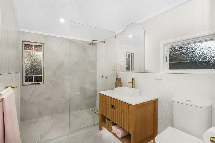 157 Francis Street, West End QLD 4810