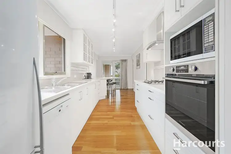 Sixth view of Homely house listing, 2 Weeden Drive, Vermont South VIC 3133