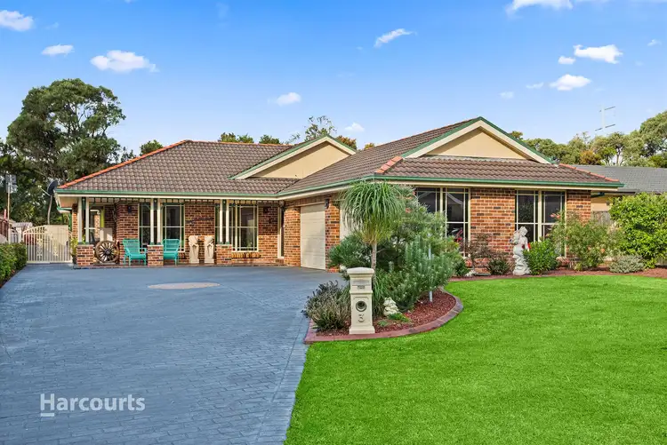 3 Derwent Place, Albion Park NSW 2527