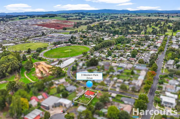 Fifth view of Homely house listing, 3 Western Park Drive, Warragul VIC 3820