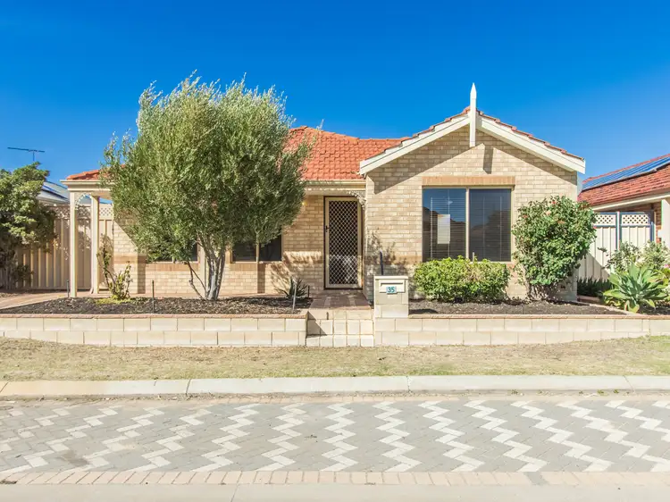 35 Brindabella Avenue, Rockingham WA 6168