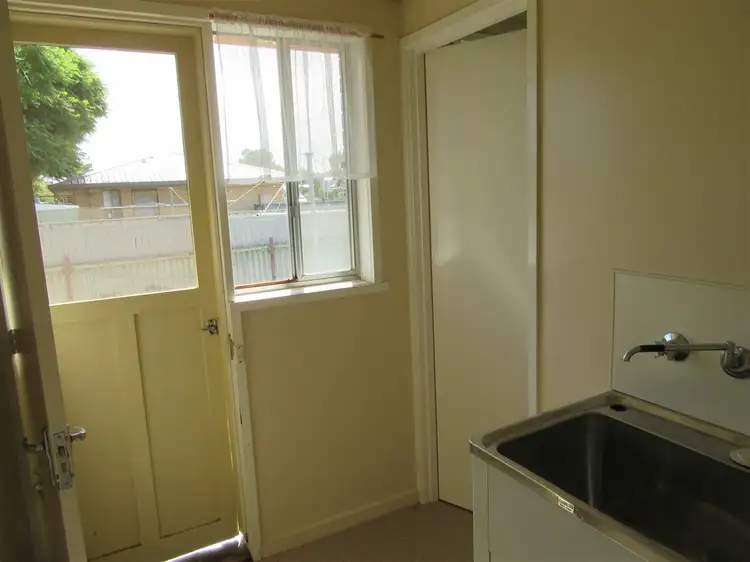 Fifth view of Homely flat listing, Unit 1/140 Boundary Street, Kerang VIC 3579