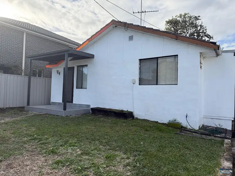 71 Canberra Street, Oxley Park NSW 2760