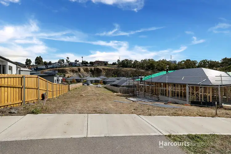 10 Tabart Street, New Town TAS 7008