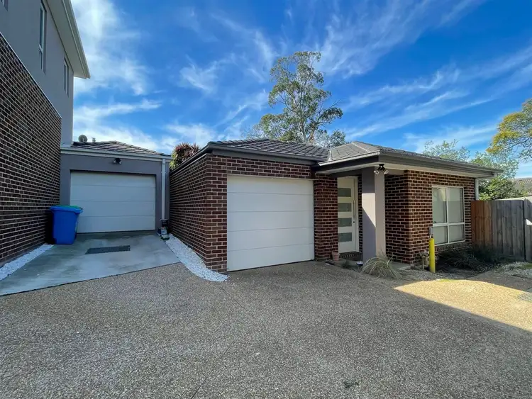9 Outlook Drive
