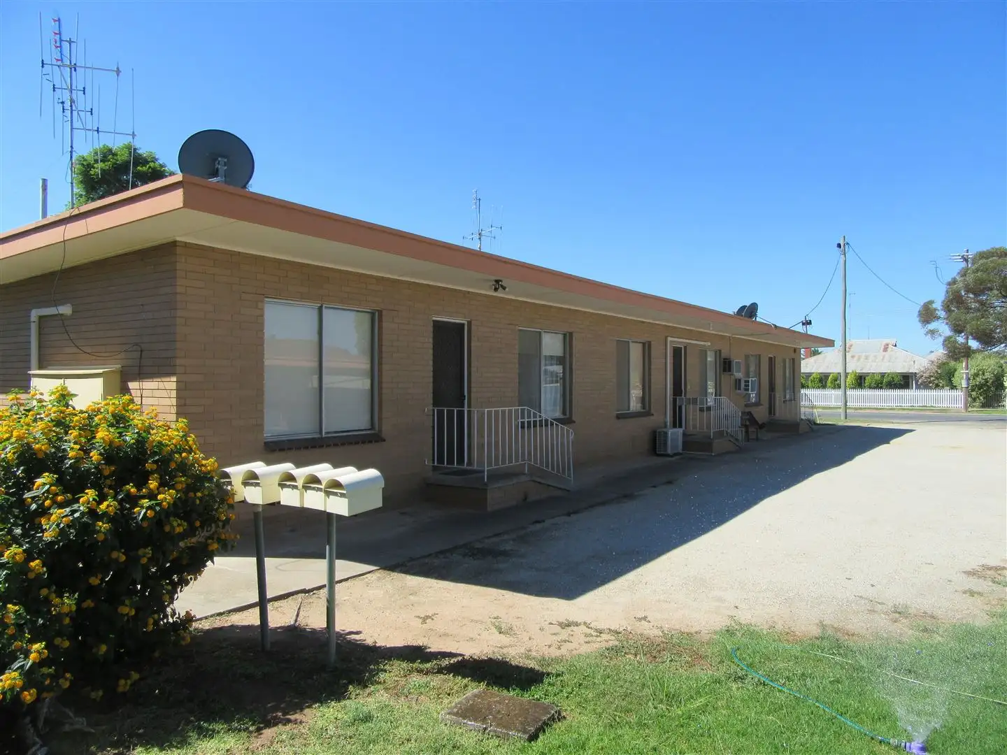 Main view of Homely unit listing, Unit 2/140 Boundary Street, Kerang VIC 3579