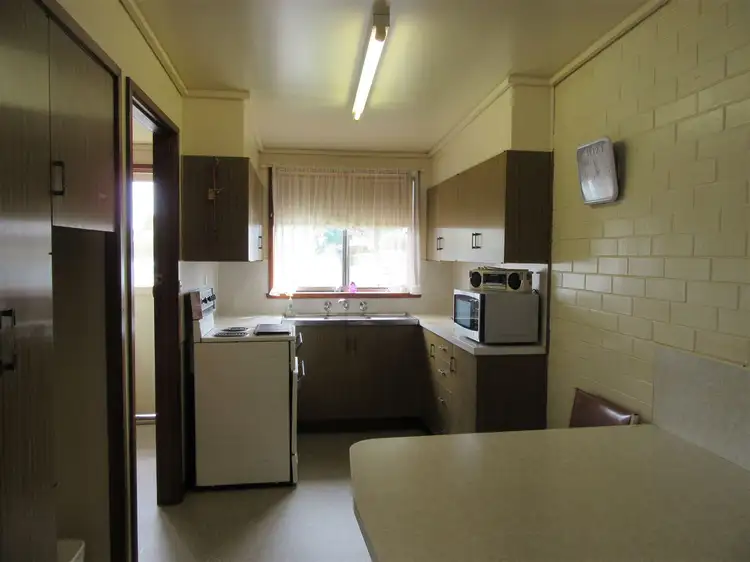 Third view of Homely unit listing, Unit 2/140 Boundary Street, Kerang VIC 3579