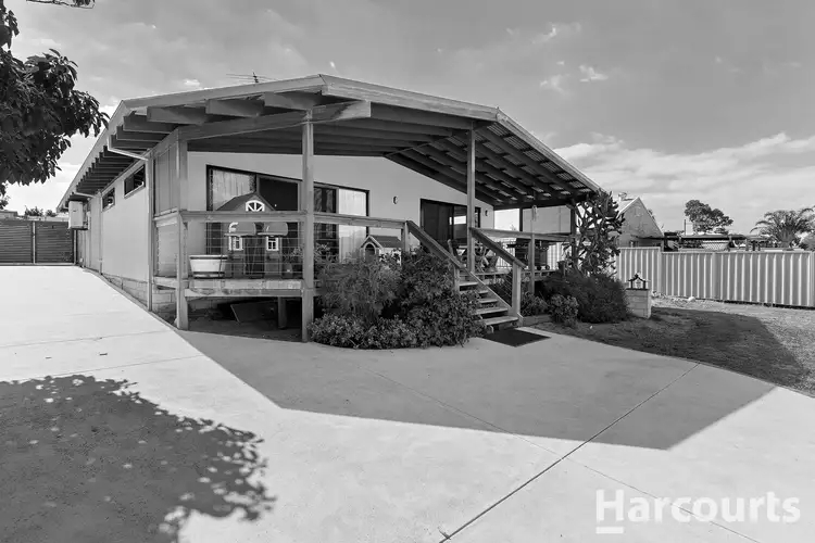 9 Lyelta Street, Falcon WA 6210