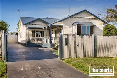 62 Reid Parade, Hastings VIC