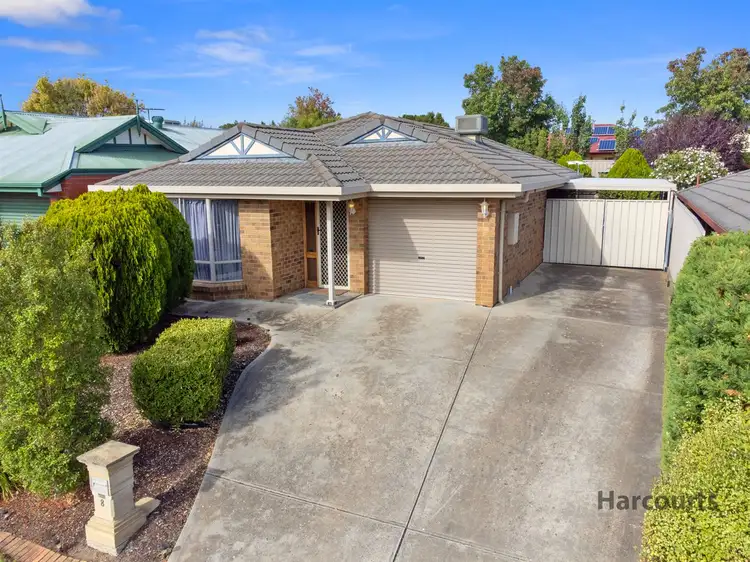 8 Drumborg Court, Woodcroft SA 5162