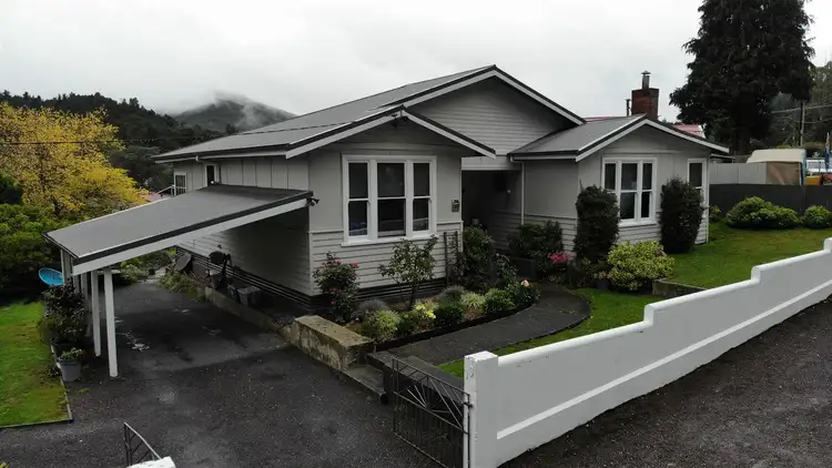 19 Urquhart Street, Queenstown TAS 7467