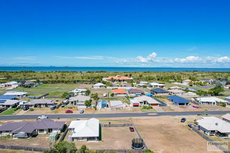 Second view of Homely house listing, 8 Sorrento Way, Zilzie QLD 4710