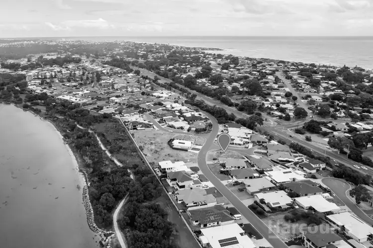 39 Enterprise Avenue, Falcon WA 6210