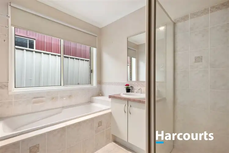 Sixth view of Homely house listing, 3 Rosewood Place, Craigieburn VIC 3064