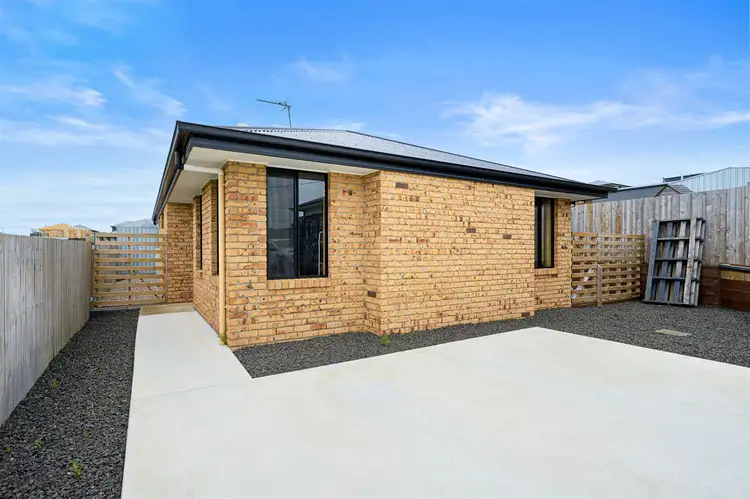 2/27 Three Mile Line Road, Mooreville TAS 7321