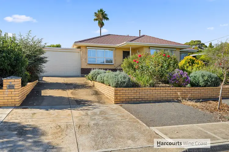 8 Salisbury Avenue, Morphett Vale SA 5162