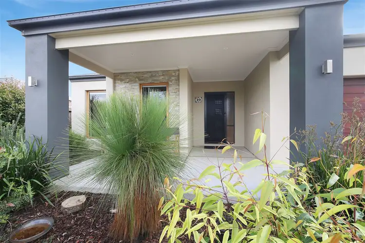 19 Eccles Way, Leongatha VIC 3953