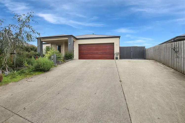 Second view of Homely house listing, 19 Eccles Way, Leongatha VIC 3953