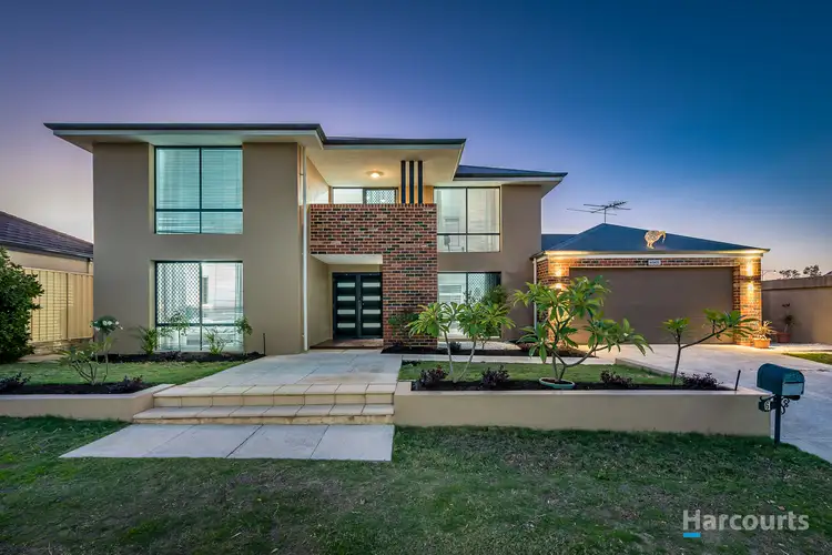 6 Hampshire Drive, Jindalee WA 6036