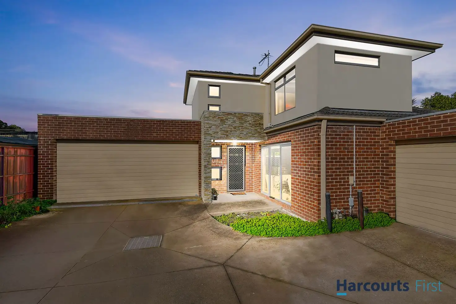 Main view of Homely townhouse listing, 2/60 Grayson Drive, Scoresby VIC 3179