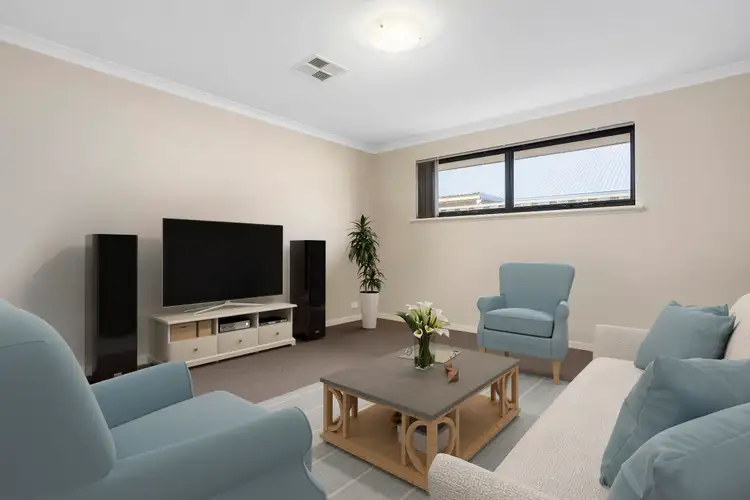 Sixth view of Homely house listing, 16 Senecio Way, Halls Head WA 6210