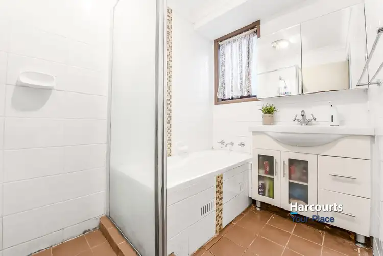 Fifth view of Homely house listing, 4 Ingrid Place, Hassall Grove NSW 2761