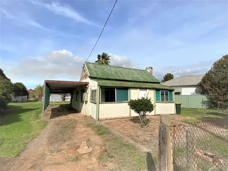 5 Yass Road, Cootamundra NSW 2590