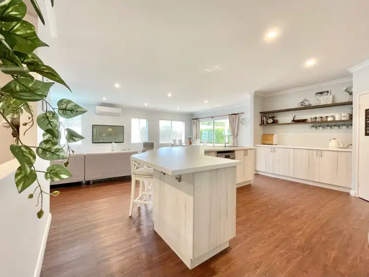 Sixth view of Homely house listing, 30 The Hawthorns, Baldivis WA 6171