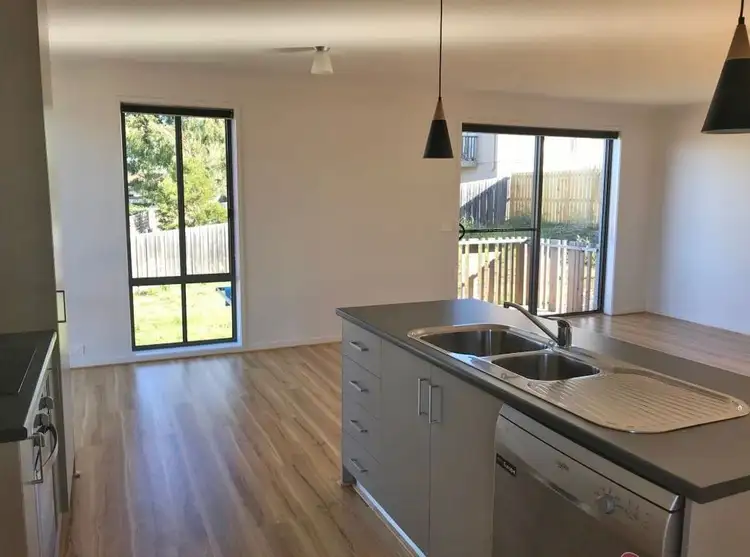 9 Emmaline Court, Rokeby TAS 7019