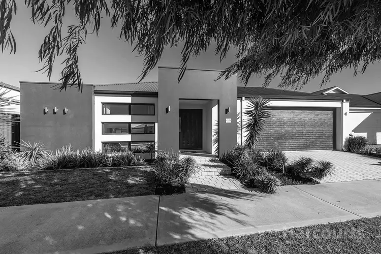 24 Fairhaven Boulevard, Wellard WA 6170