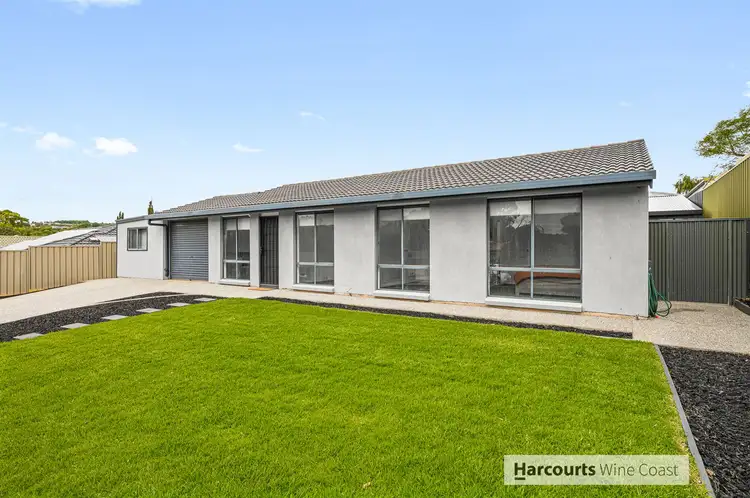 8 Melfort Road, Huntfield Heights SA 5163