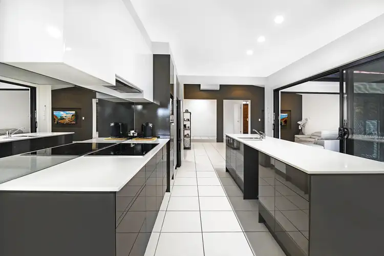 Fifth view of Homely house listing, 52 Ingles Circuit, Arundel QLD 4214