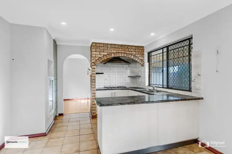 Fifth view of Homely unit listing, 1b Addington Way, Marangaroo WA 6064