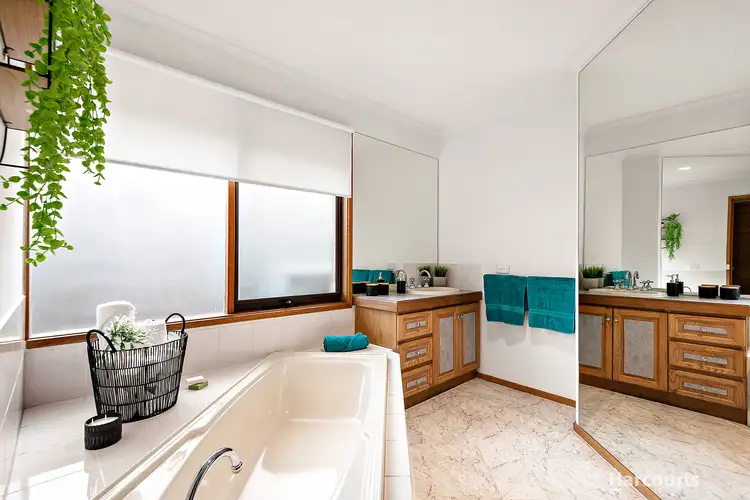 Sixth view of Homely house listing, 4 Elder Close, Hallam VIC 3803