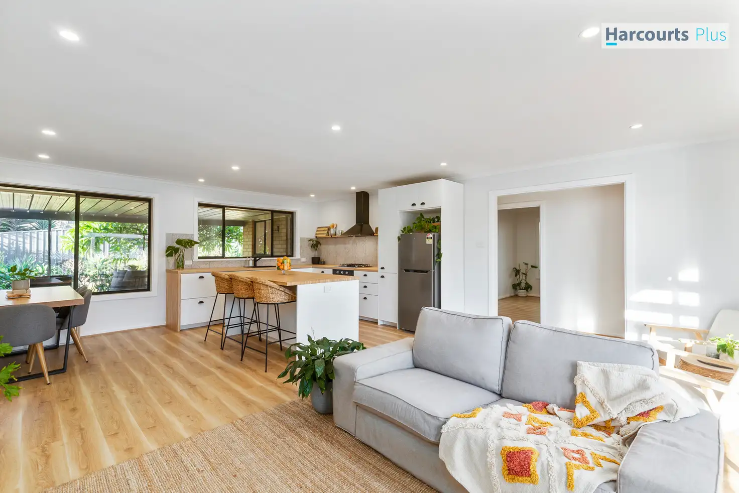 Main view of Homely house listing, 4 Gretel Crescent, Hallett Cove SA 5158