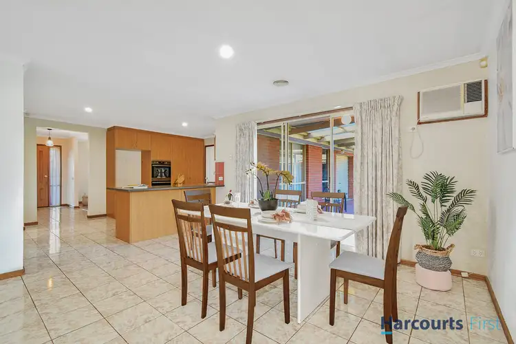 Fifth view of Homely house listing, 3 Jagger Circuit, Cranbourne East VIC 3977