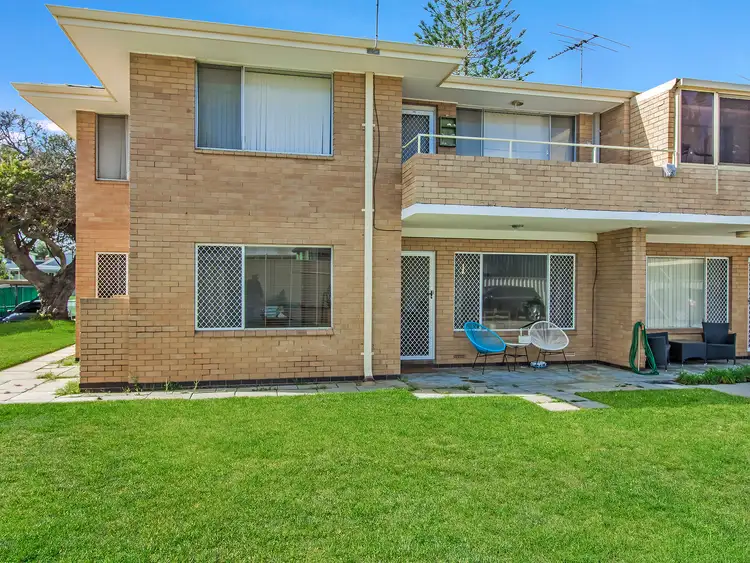 Fourth view of Homely flat listing, 4/9-11 Gloucester Avenue, Shoalwater WA 6169