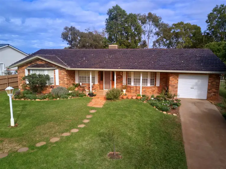 163 Gibbons Street, Narrabri NSW 2390