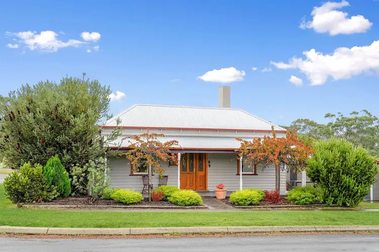 69 Greenham Street, Dartmoor VIC 3304