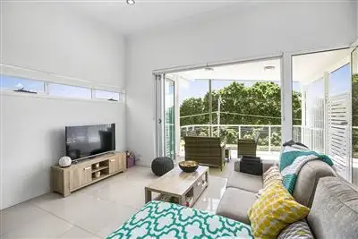 Fifth view of Homely apartment listing, 8/15 Fox Street, Wynnum QLD 4178